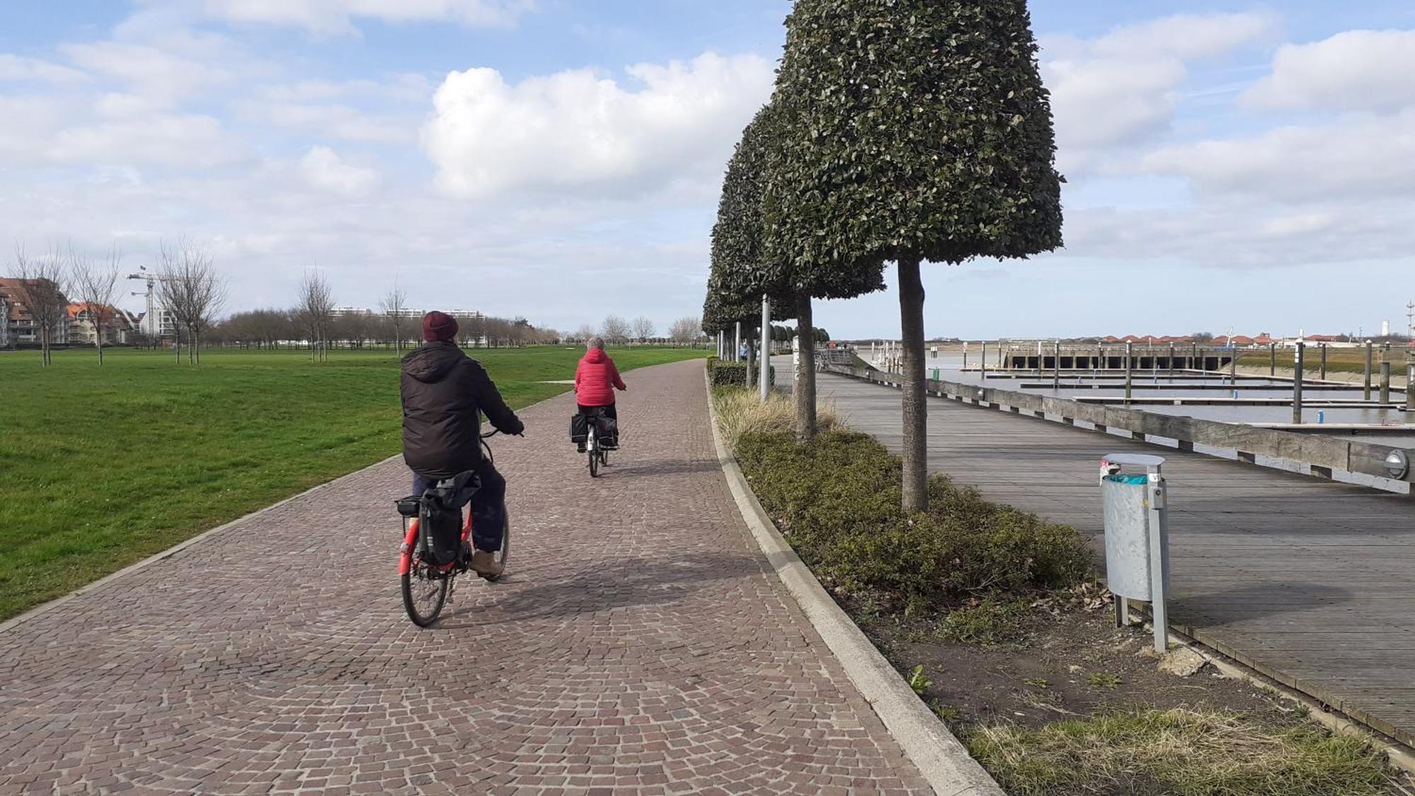 A L'aise Aan Zee Hébergement de vacances Coxyde